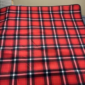 Picnic Blanket 58"x 49" Outdoor Water Resistant Tote Red Plaid‎ Jackpot Junction